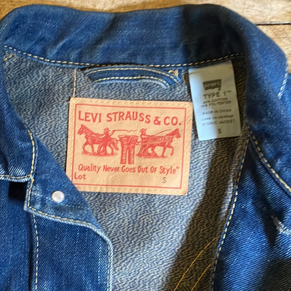 Levi’s Iconic Type 1 Jacket - Picture 4 of 7